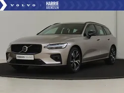 Grijs Gebruikt 2023 Volvo V60 Plus Stationwagen | € 39.899 (Eerlijke prijs)