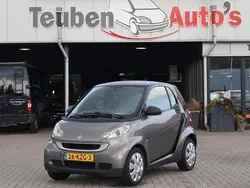 Zwart Gebruikt 2010 Smart ForTwo Coupé Pure Coupé | € 3.485 (Eerlijke prijs)