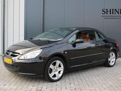 Zwart Gebruikt 2004 Peugeot 307 CC Cabriolet | € 4.250 (Iets duurder)