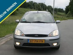 Grijs Gebruikt 2004 Ford Focus Futura Stationwagen | € 1.499 (Eerlijke prijs)
