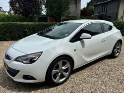 Opel Astra GTC
