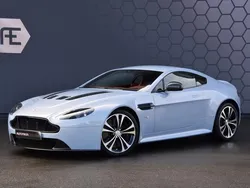 Blauw Gebruikt 2014 Aston Martin V12 Vantage Coupé | € 134.900