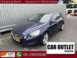 Blauw Gebruikt 2013 Volvo V60 Kinetic Stationwagen | € 4.450 (Goede deal)