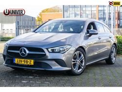 Grijs Gebruikt 2020 Mercedes CLA180 Premium Plus Sedan | € 19.950 (Super prijs)