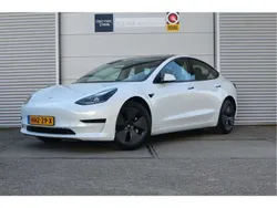 Wit Gebruikt 2021 Tesla Model 3 Standard Range Sedan | € 27.750 (Iets duurder)