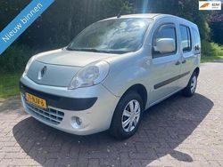Grijs Gebruikt 2010 Renault Kangoo Expression MPV | € 3.999