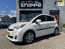 Wit Gebruikt 2012 Toyota Verso-S MPV | € 10.950 (Eerlijke prijs)