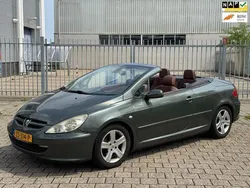 Grijs Gebruikt 2004 Peugeot 307 CC Cabriolet | € 995 (Super prijs)