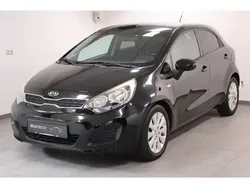 Zwart Gebruikt 2014 Kia Rio Plus Hatchback | € 11.449 (Duur)