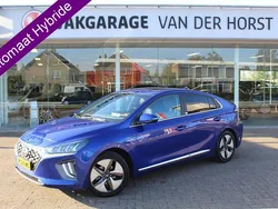 Blauw Gebruikt 2021 Hyundai Ioniq Premium Sedan | € 19.450 (Eerlijke prijs)