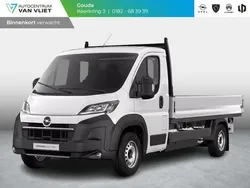 Wit Nieuw 2025 Opel Movano Van | € 46.750