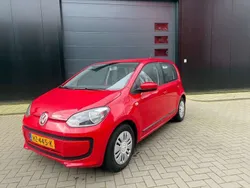 Rood Gebruikt 2016 VW up! Move Hatchback | € 5.000 (Goede deal)