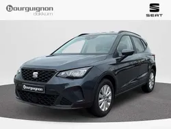Grijs Gebruikt 2024 Seat Arona Style SUV | € 24.700 (Eerlijke prijs)
