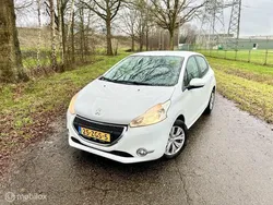Wit Gebruikt 2012 Peugeot 208 Hatchback | € 3.950 (Eerlijke prijs)