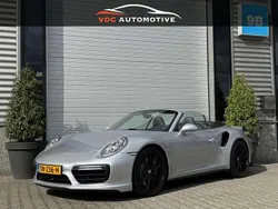 Grijs, metallic lak Gebruikt 2016 Porsche 991 Cabriolet | € 129.911 (Eerlijke prijs)