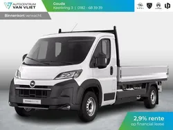 Wit Nieuw 2025 Opel Movano Van | € 47.750