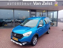 Blauw, metallic lak Gebruikt 2017 Dacia Dokker Stepway Van | € 12.950 (Eerlijke prijs)