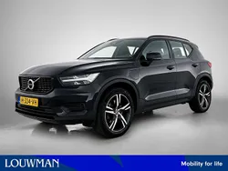 Zwart Gebruikt 2020 Volvo XC40 R-Design SUV | € 28.440 (Eerlijke prijs)