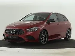 993 manufaktur patagoniërood metaalkleur metallic Gebruikt 2024 Mercedes B180 AMG line MPV | € 38.495 (Super prijs)