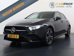 Zwart Gebruikt 2020 Mercedes A250 Business Hatchback | € 28.995 (Eerlijke prijs)