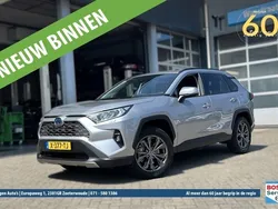 Grijs Gebruikt 2022 Toyota RAV4 Hybrid Style SUV | € 34.950 (Goede deal)