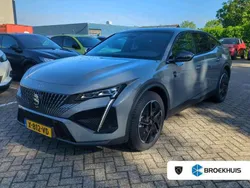 Grijs Gebruikt 2024 Peugeot 408 GTi Sedan | € 37.400 (Eerlijke prijs)