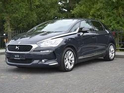 Grijs Gebruikt 2016 DS Automobiles DS5 Business Hatchback | € 12.500 (Duur)