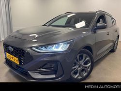 Grijs Gebruikt 2024 Ford Focus ST-Line Stationwagen | € 25.945 (Iets duurder)