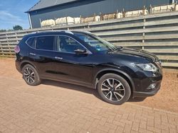 Zwart, metallic lak Gebruikt 2017 Nissan X-Trail N-Connecta SUV | € 15.750 (Eerlijke prijs)