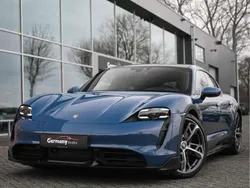 Blauw, metallic lak Gebruikt 2021 Porsche Taycan Cross Turismo Sedan | € 98.949