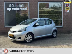 Grijs Gebruikt 2010 Toyota Aygo Comfort Hatchback | € 3.950 (Eerlijke prijs)
