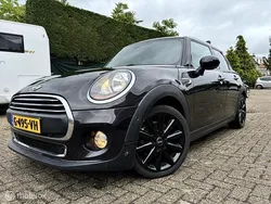 Bruin Gebruikt 2015 Mini ONE Hatchback | € 11.850 (Eerlijke prijs)