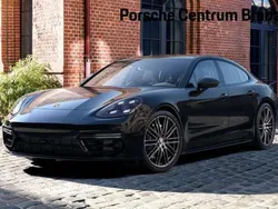 Zwart, metallic lak Gebruikt 2023 Porsche Panamera 4 Platinum Edition Sedan | € 134.750