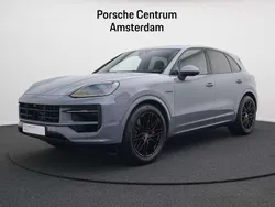 Arctic grijs Gebruikt 2024 Porsche Cayenne S E-Hybrid SUV | € 139.950 (Goede deal)
