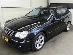 Zwart Gebruikt 2007 Mercedes C180 Avantgarde Stationwagen | € 3.945 (Goede deal)
