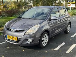Grijs Gebruikt 2012 Hyundai i20 Hatchback | € 3.950 (Goede deal)