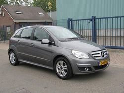 Grijs Gebruikt 2010 Mercedes B160 MPV | € 5.750 (Iets duurder)