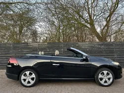 Zwart Gebruikt 2011 Renault Mégane Cabriolet Dynamique Cabriolet | € 5.250 (Eerlijke prijs)
