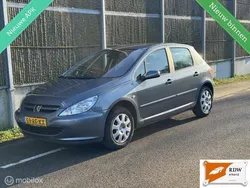 Grijs Gebruikt 2005 Peugeot 307 Premium Hatchback | € 3.350 (Iets duurder)
