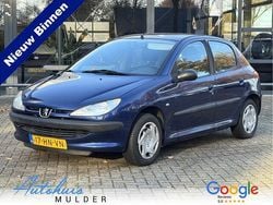 Blauw Gebruikt 2001 Peugeot 206 Hatchback | € 699 (Goede deal)