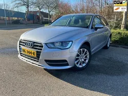 Grijs Gebruikt 2015 Audi A3 Sportback Attraction Hatchback | € 15.250 (Eerlijke prijs)