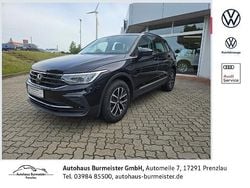 Zwart Gebruikt 2022 VW Tiguan Life SUV | € 39.205 (Goede deal)