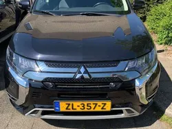 Zwart Gebruikt 2019 Mitsubishi Outlander Intense+ SUV | € 28.900 (Duur)