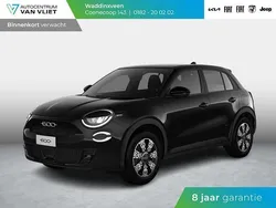 Zwart Nieuw 2025 Fiat 600 Icon SUV | € 29.990 (Eerlijke prijs)
