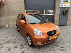 Oranje Gebruikt 2005 Kia Picanto Hatchback | € 1.700 (Eerlijke prijs)