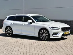 Wit Gebruikt 2021 Volvo V60 Inscription Stationwagen | € 35.200 (Goede deal)