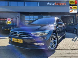 Grijs, metallic lak Gebruikt 2020 VW Passat Business+ Stationwagen | € 26.950 (Duur)