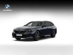 Zwart Nieuw 2025 BMW 530e M Sport Stationwagen | € 87.136 (Eerlijke prijs)