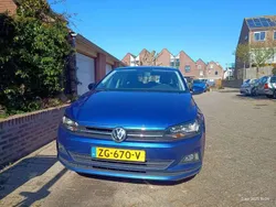 Blauw Gebruikt 2019 VW Polo Comfortline Hatchback | € 12.950 (Goede deal)