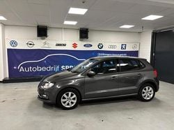 Grijs Gebruikt 2015 VW Polo Hatchback | € 5.999 (Goede deal)